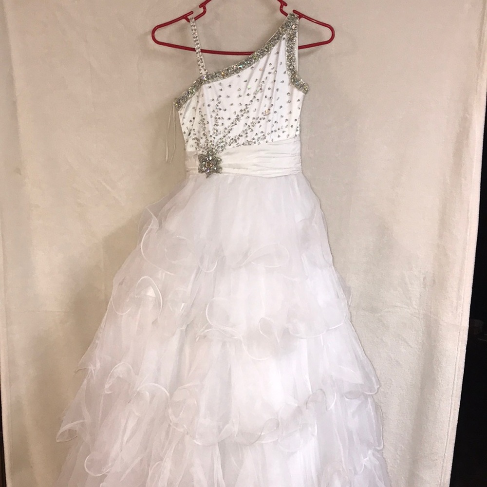 Pageant dress - Picture 2 of 4